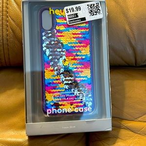 Pair of iPhone cases reversible sequins for endless creative fun